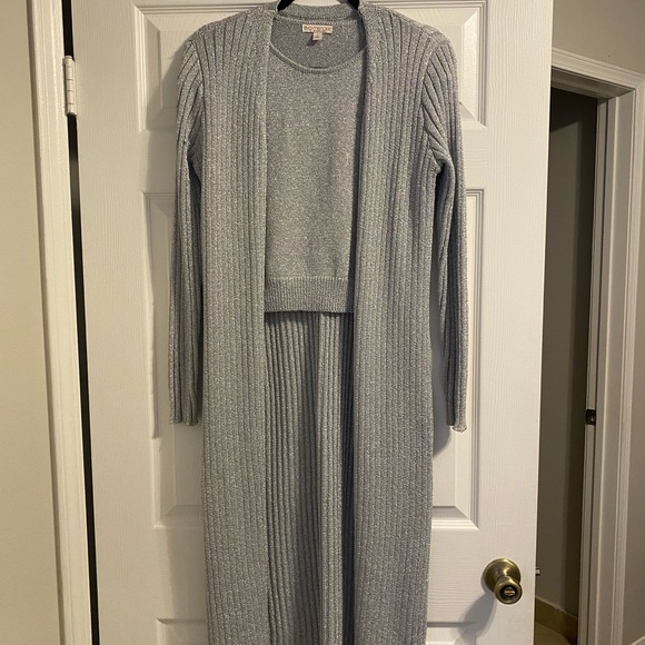 New York & Company Dresses & Skirts - NY&C Eva Méndez Silver Crop Top, Sweater, Skirt